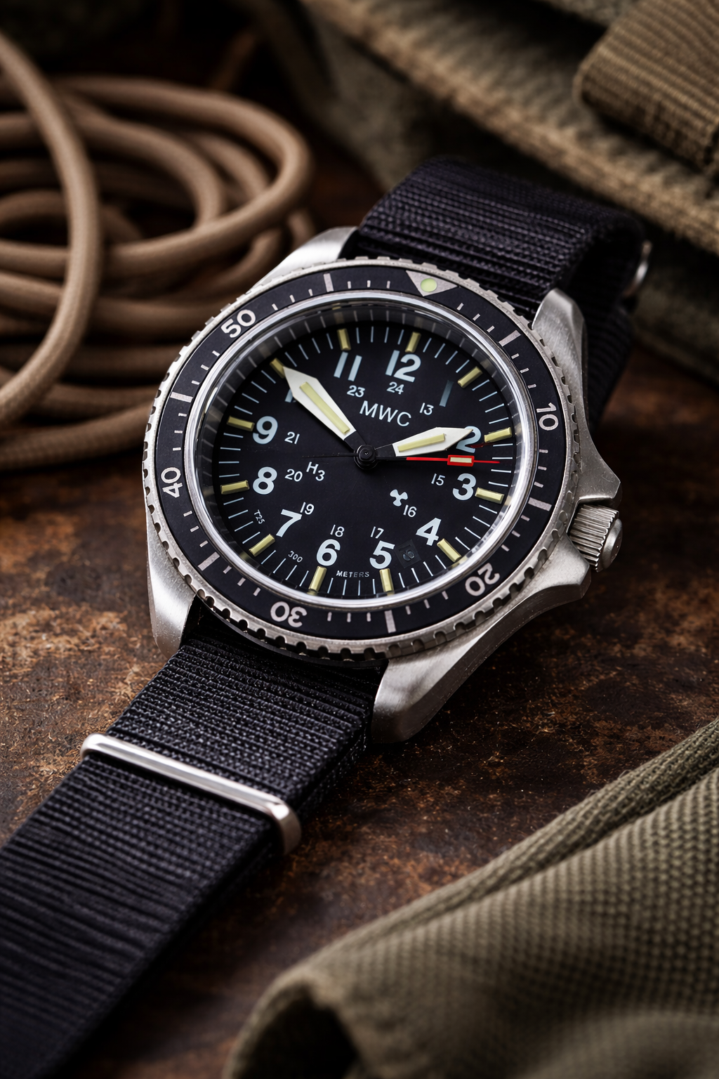 MWC Stainless Steel Automatic Military Divers Watch - Tritium / GTLS Illumination, Sapphire Crystal and 60 Hour Power Reserve