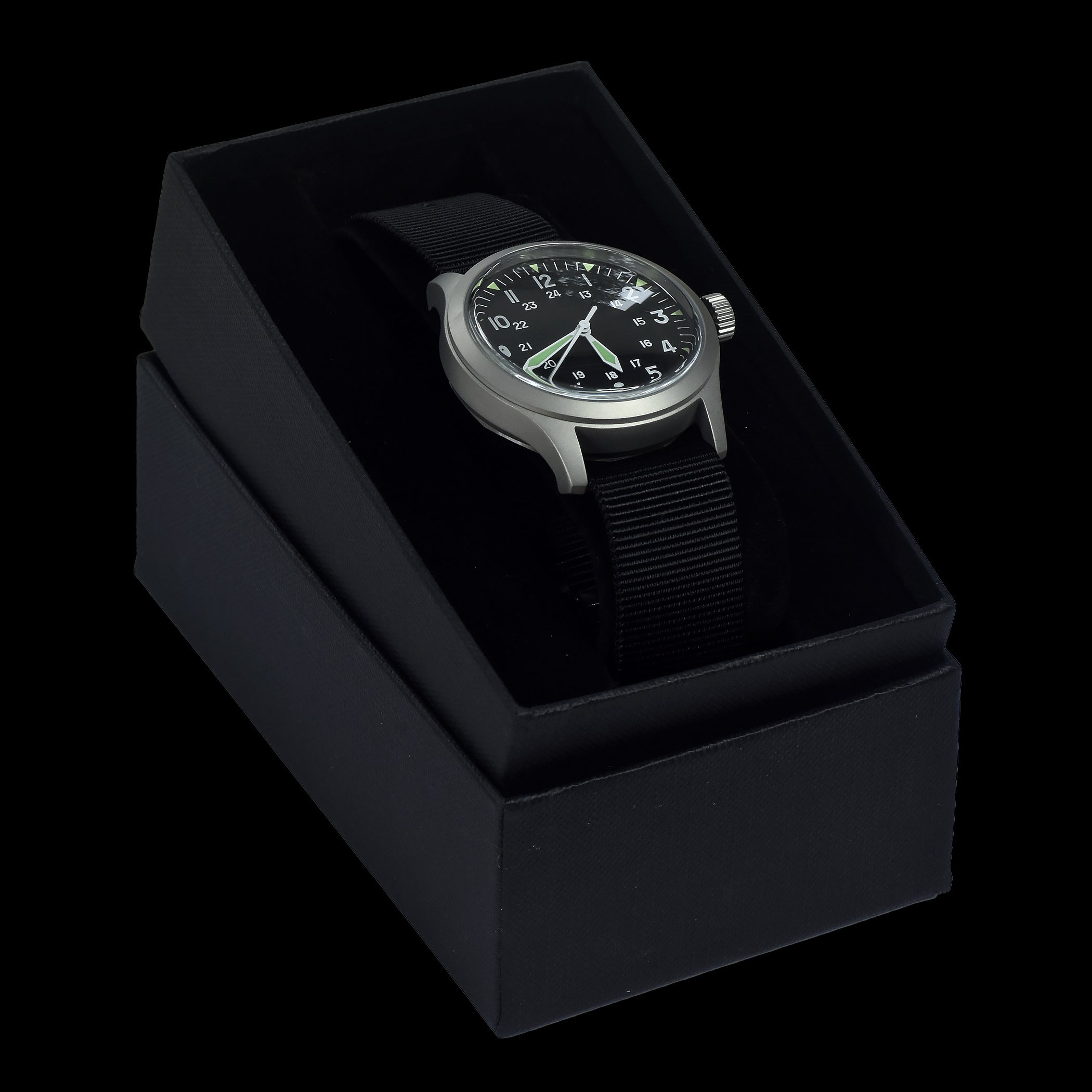 Classic U.S Pattern Military Watch with a Mechanical/Quartz Hybrid Movement and 100m/330ft Water Resistance - On Special Offer