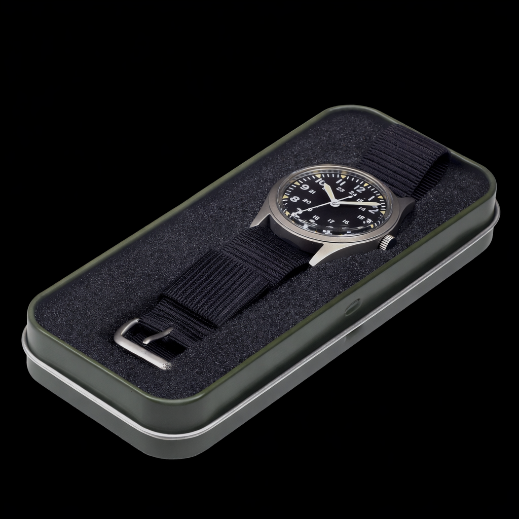 GG-W-113 U.S 1960s Pattern Handwound Military Watch with Plexiglass Crystal and Mechanical Movement