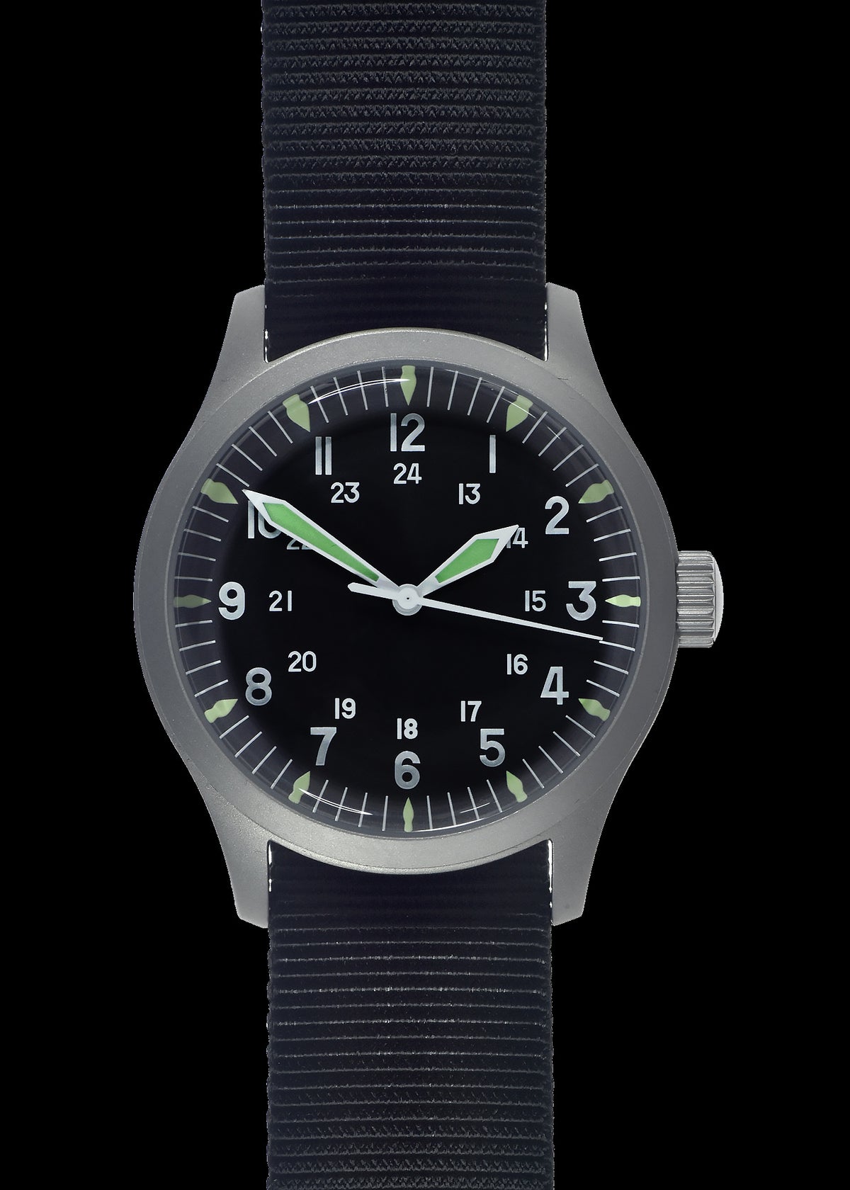 Classic U.S Pattern Military Watch with a Mechanical/Quartz Hybrid Mov